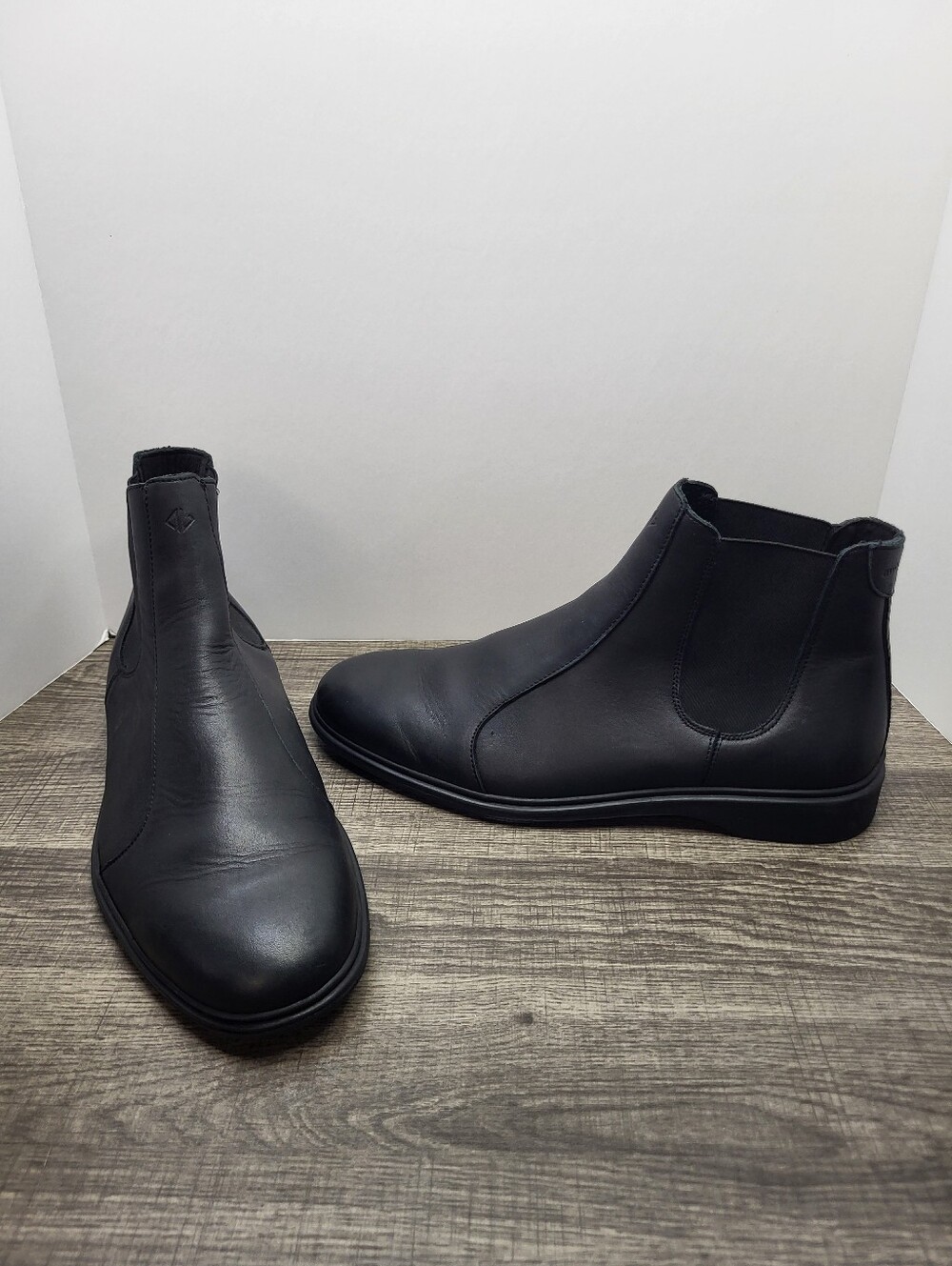 Amberjack The Chelsea Boot In Obsidian Black Casual Leather Men’s Size 10 M